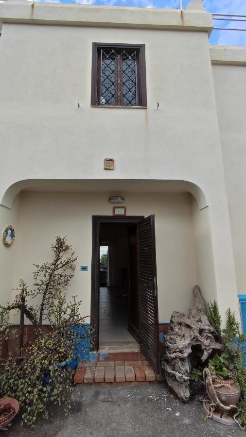 Amy Villa Agnone Bagni Exterior photo